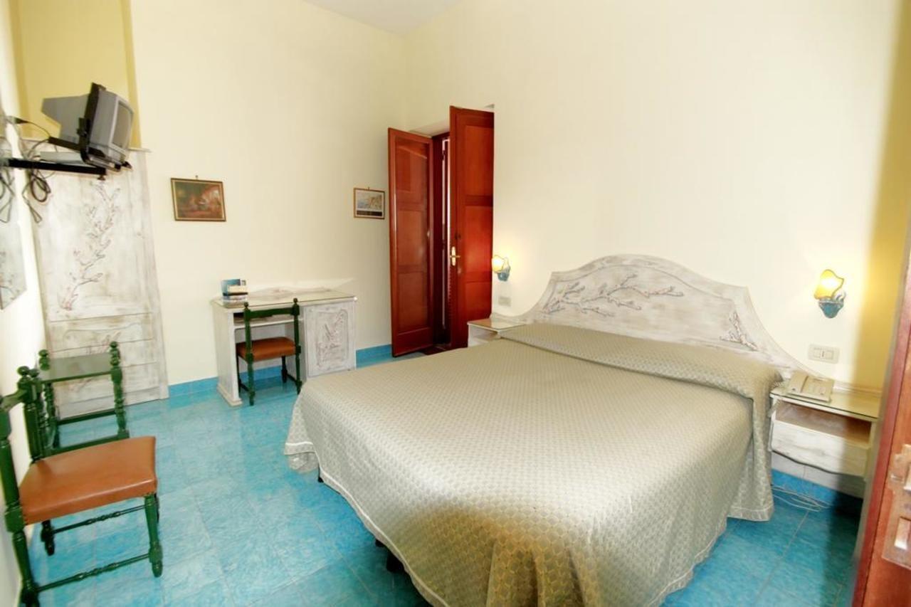 Hotel La Certosa Massa Lubrense Esterno foto